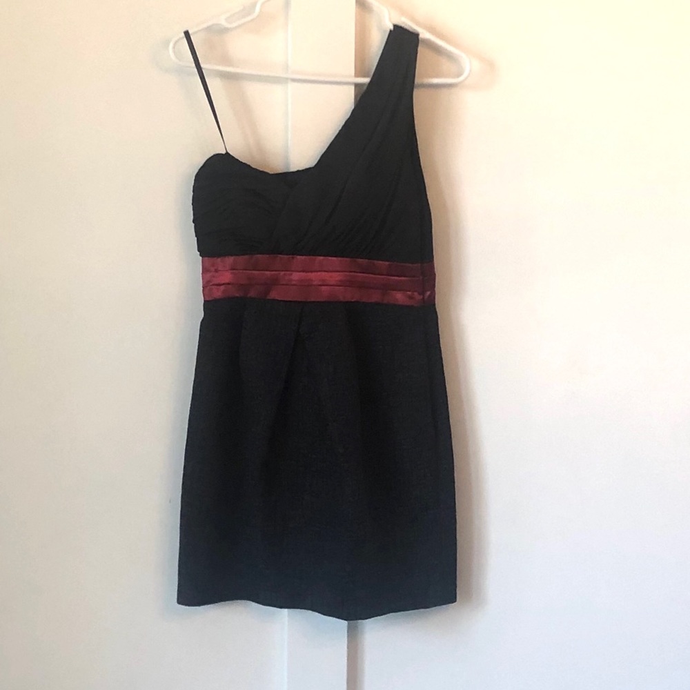 Max and Cleo one shoulder cocktail dress size 2